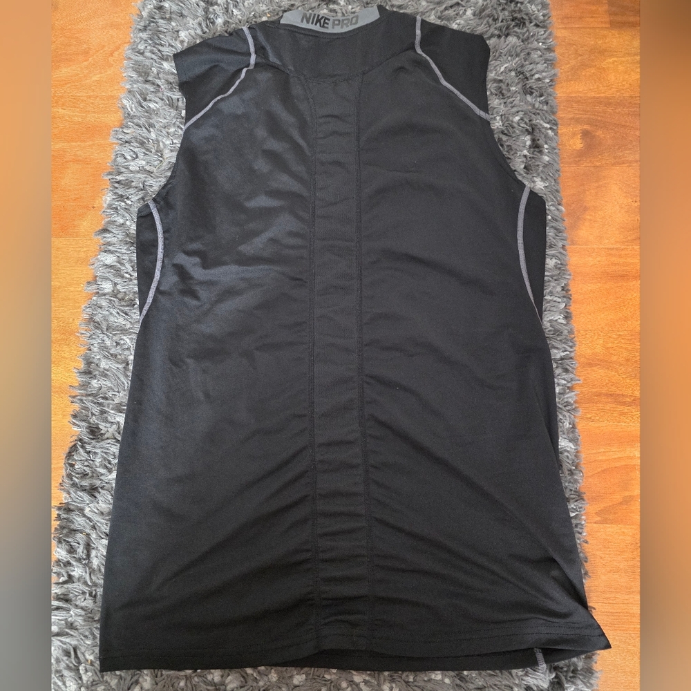 Nike Pro Men's Dri-FIT Slim Sleeveless Shirt SizeS T3 - Picture 3 of 7